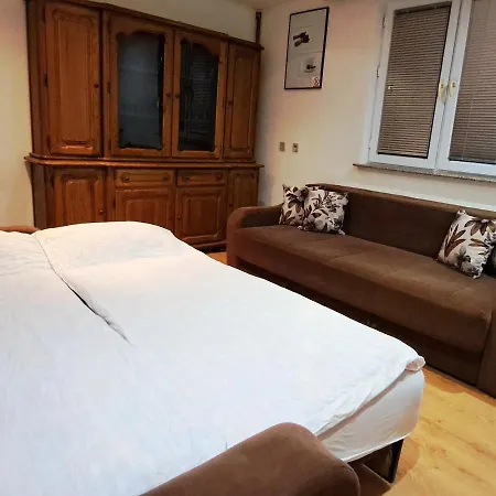 Aila Apartment