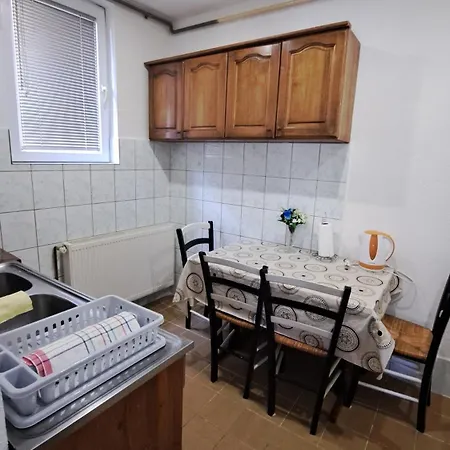 Aila Apartment *